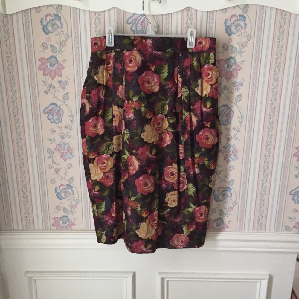 Evan Picone Rose Skirt